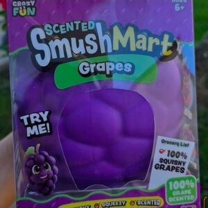 Scented SmushMart Grapes Squishy Toy - Purple